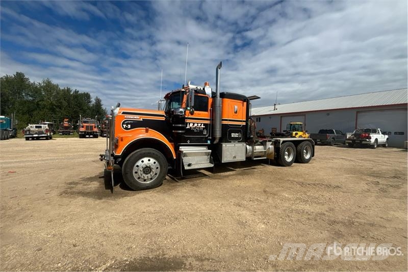 Kenworth W900 مركبات إصلاح الأعطال