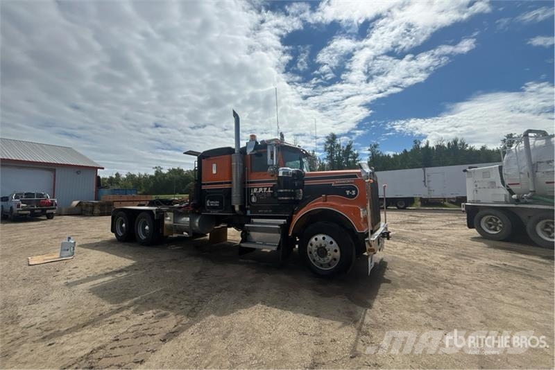 Kenworth W900 مركبات إصلاح الأعطال