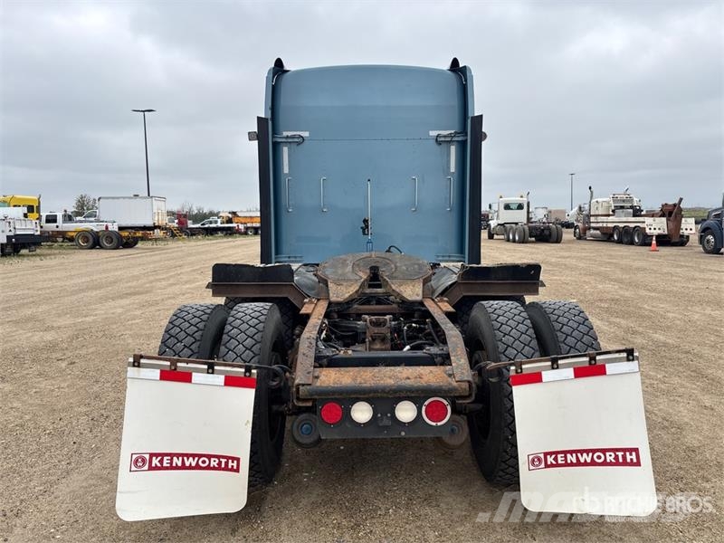 Kenworth W900 Vetopöytäautot