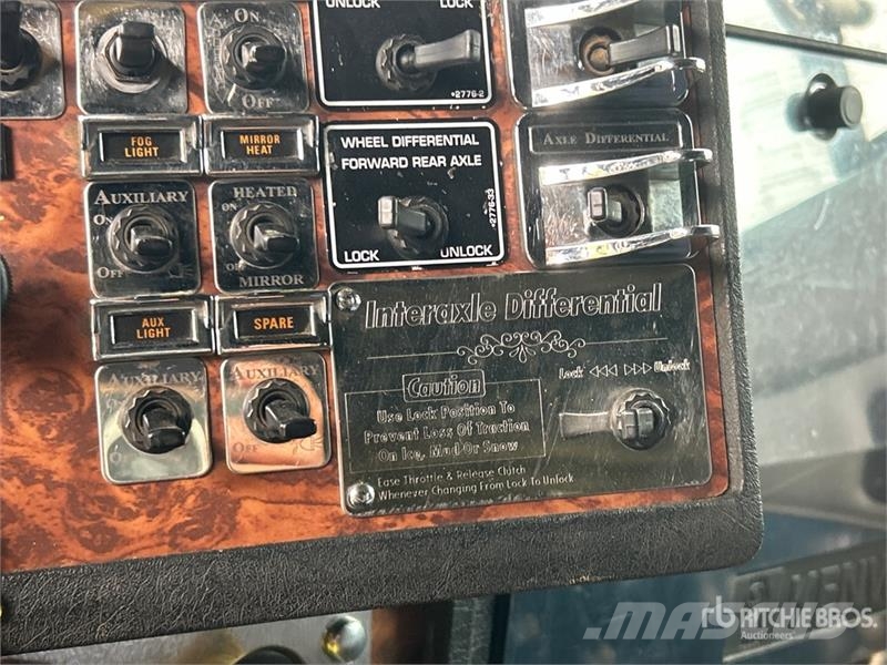 Kenworth W900 曳引機組件