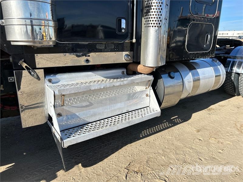 Kenworth W900 Naudoti vilkikai