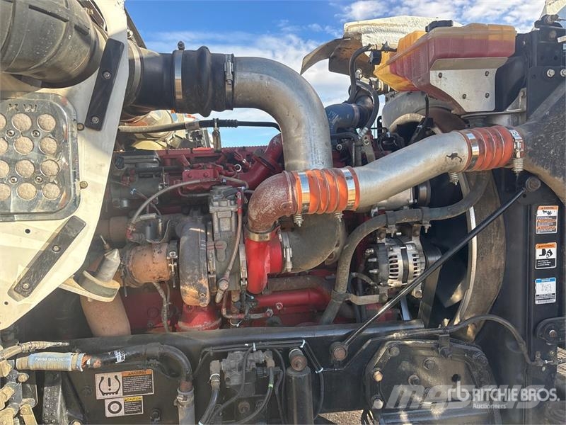 Kenworth W900 牵引车