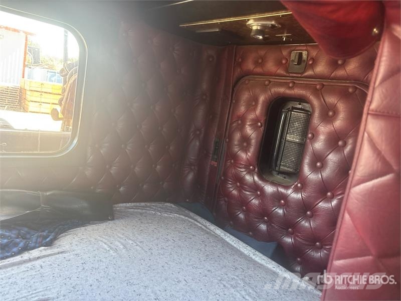 Kenworth W900 مركبات إصلاح الأعطال