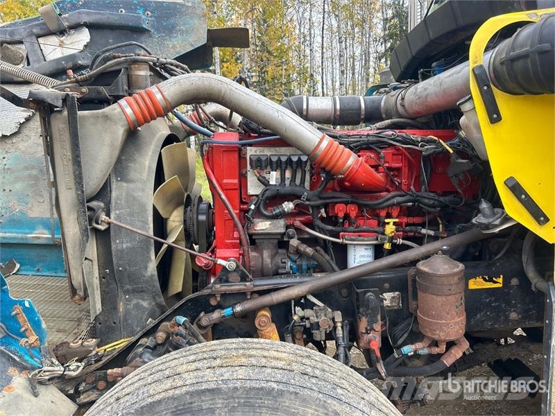 Kenworth W900 曳引機組件