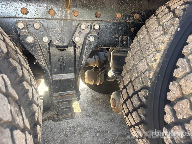 Kenworth W900 مركبات إصلاح الأعطال