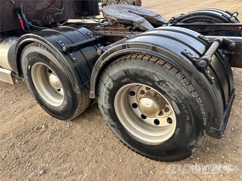 Kenworth W900 Sattelzugmaschinen
