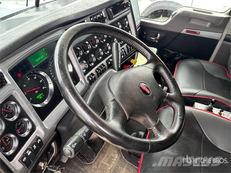 Kenworth W900 مركبات إصلاح الأعطال