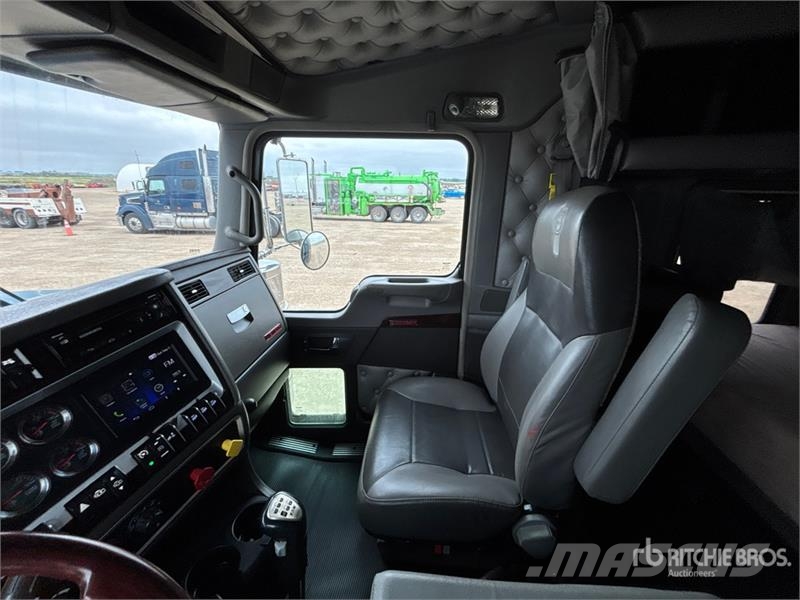 Kenworth W900 Vetopöytäautot