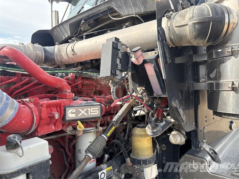 Kenworth W900 Vetopöytäautot