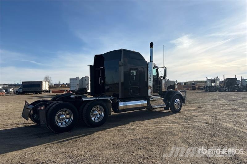 Kenworth W900 Naudoti vilkikai