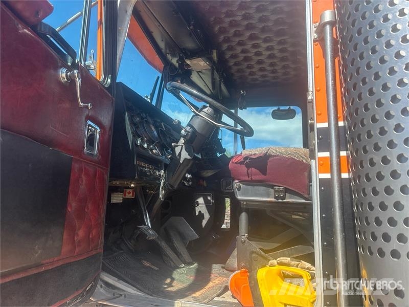 Kenworth W900 مركبات إصلاح الأعطال