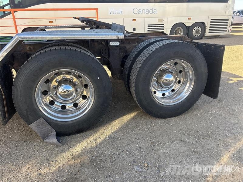 Kenworth W900 牵引车