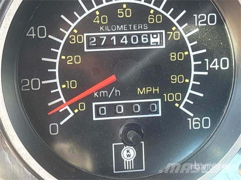 Kenworth W900 مركبات إصلاح الأعطال