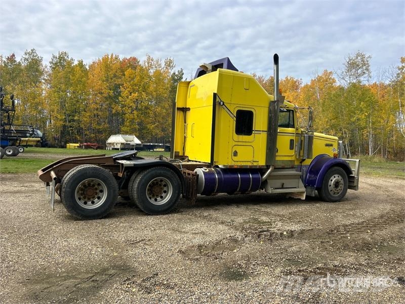 Kenworth W900 曳引機組件