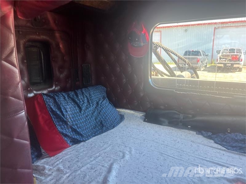 Kenworth W900 مركبات إصلاح الأعطال