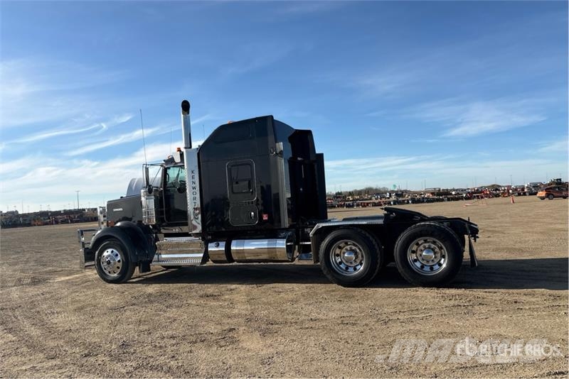 Kenworth W900 Naudoti vilkikai