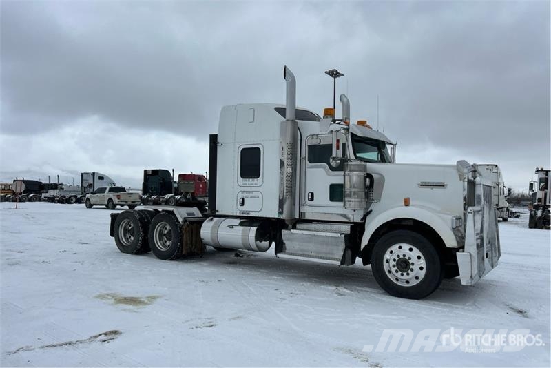 Kenworth W900 Sattelzugmaschinen