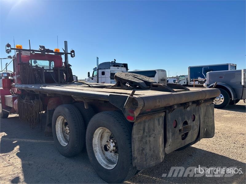 Kenworth W900 6x4 270 in WB Bed Truck Camion con sponde ribaltabili