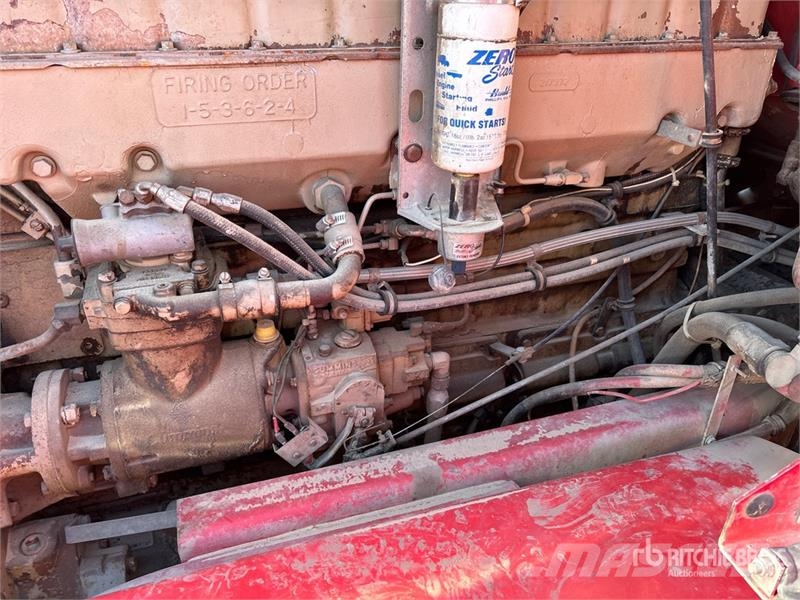 Kenworth W900 6x4 270 in WB Bed Truck Camion con sponde ribaltabili