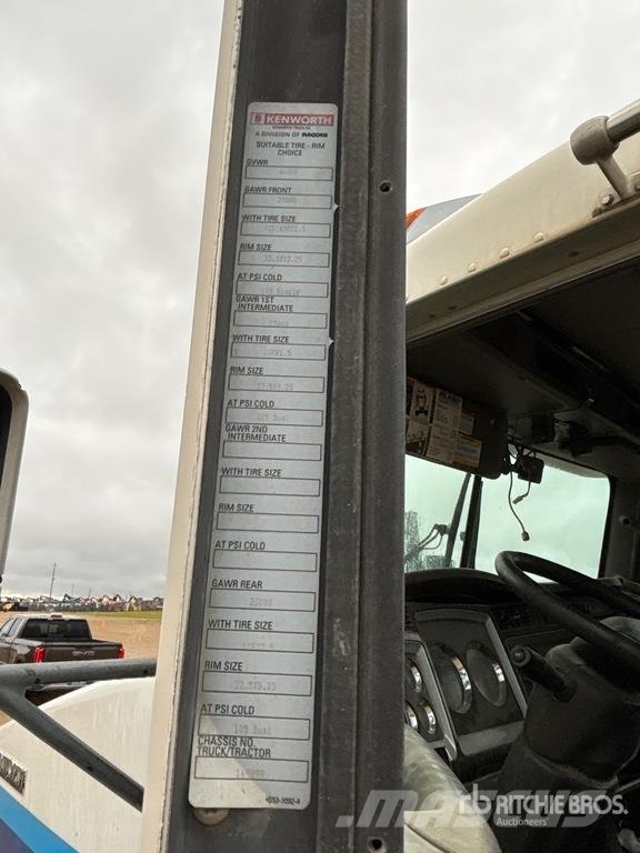 Kenworth W900 6x4 Cab and Chassis (Inoperable) Kabiner og interiør