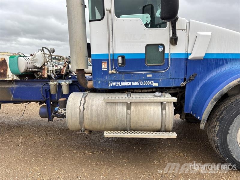 Kenworth W900 6x4 Cab and Chassis (Inoperable) Kabiner og interiør