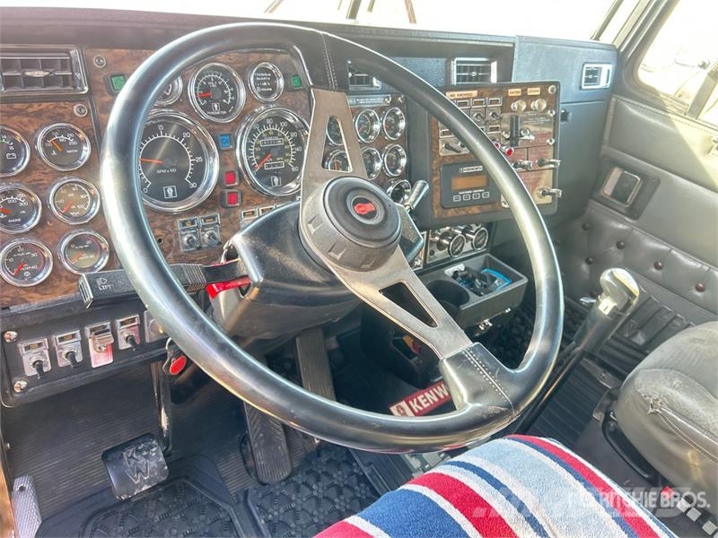 Kenworth W900B 6x4 Grain Truck Autocarro agricolo / grano