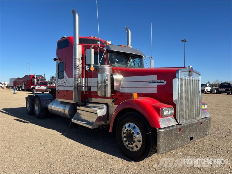 Kenworth W900L Sattelzugmaschinen