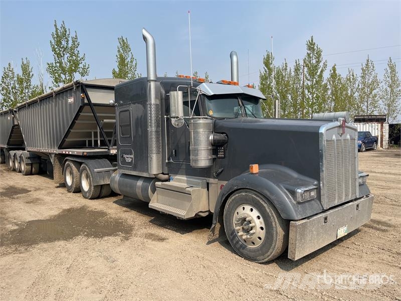 Kenworth W900L Tracteur routier