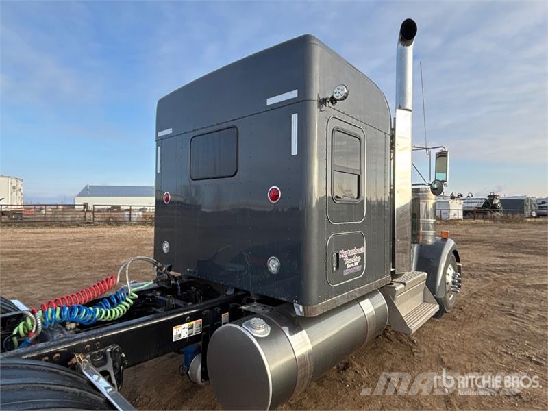 Kenworth W900L Sattelzugmaschinen