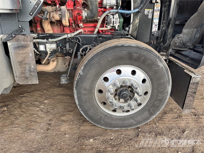 Kenworth W900L Sattelzugmaschinen
