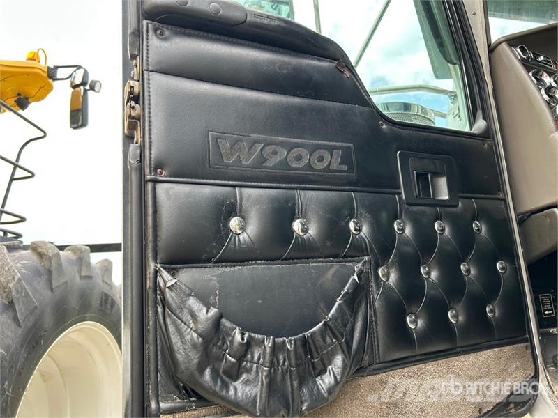 Kenworth W900L Naudoti vilkikai