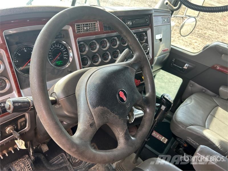 Kenworth W900L Sattelzugmaschinen
