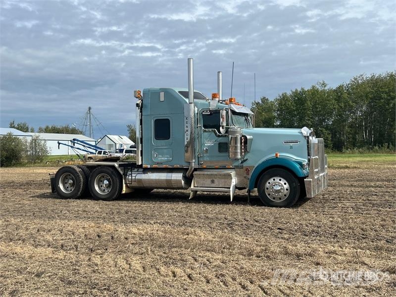 Kenworth W900L Sattelzugmaschinen