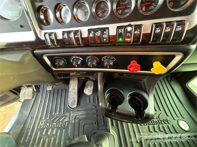 Kenworth W900L Sattelzugmaschinen