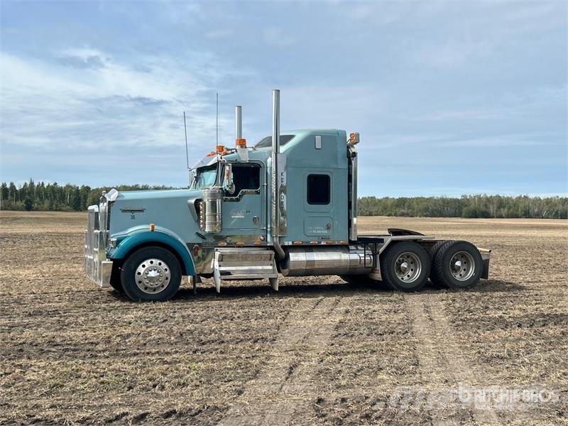 Kenworth W900L Sattelzugmaschinen