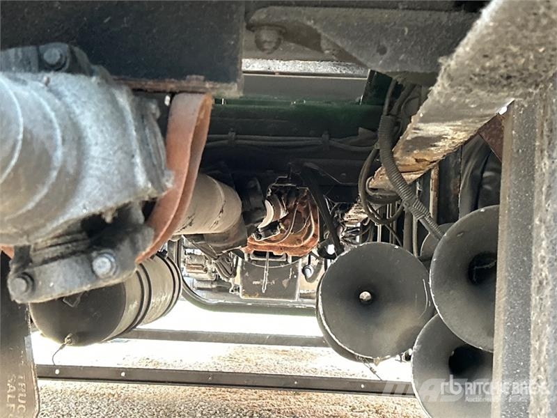 Kenworth W900L Naudoti vilkikai