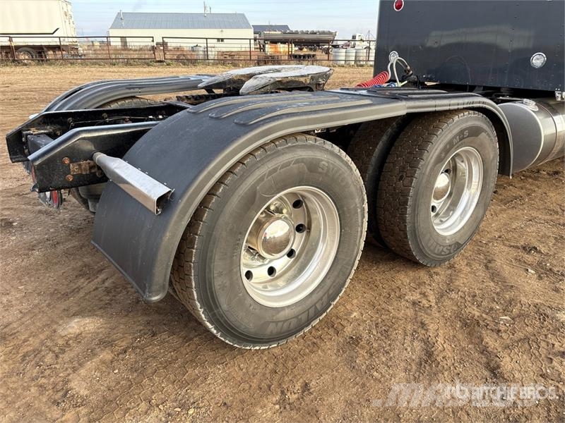 Kenworth W900L Sattelzugmaschinen