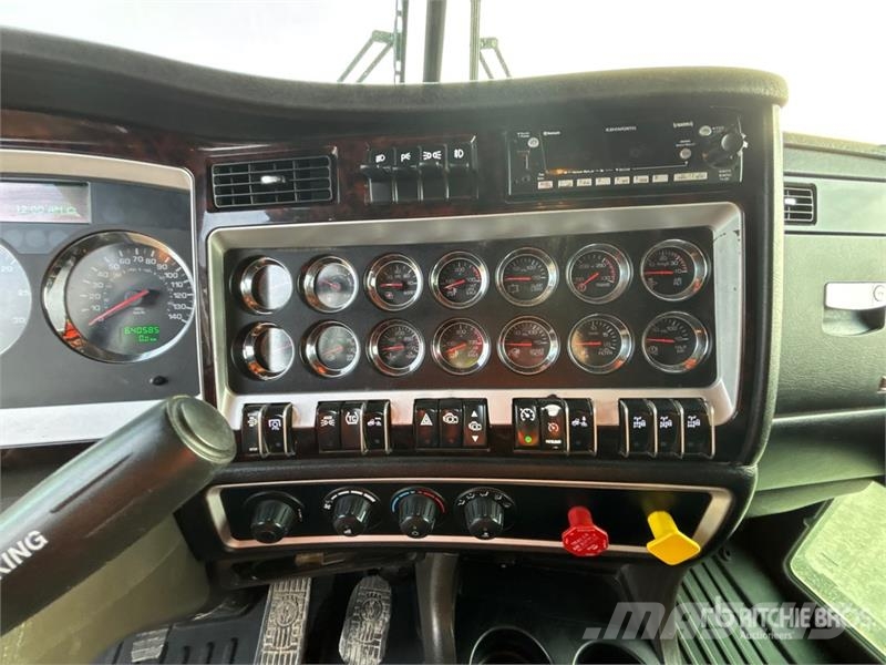Kenworth W900L Sattelzugmaschinen