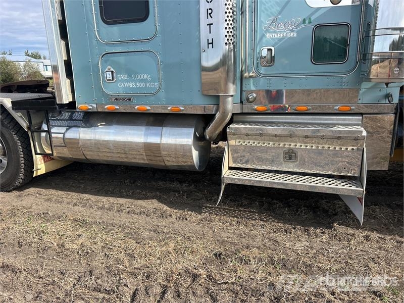 Kenworth W900L Sattelzugmaschinen