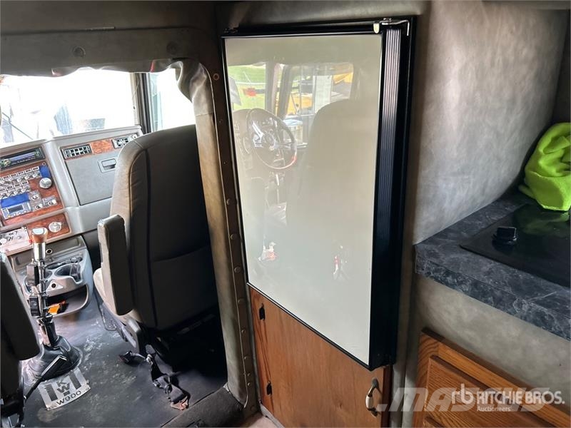 Kenworth W900L Naudoti vilkikai