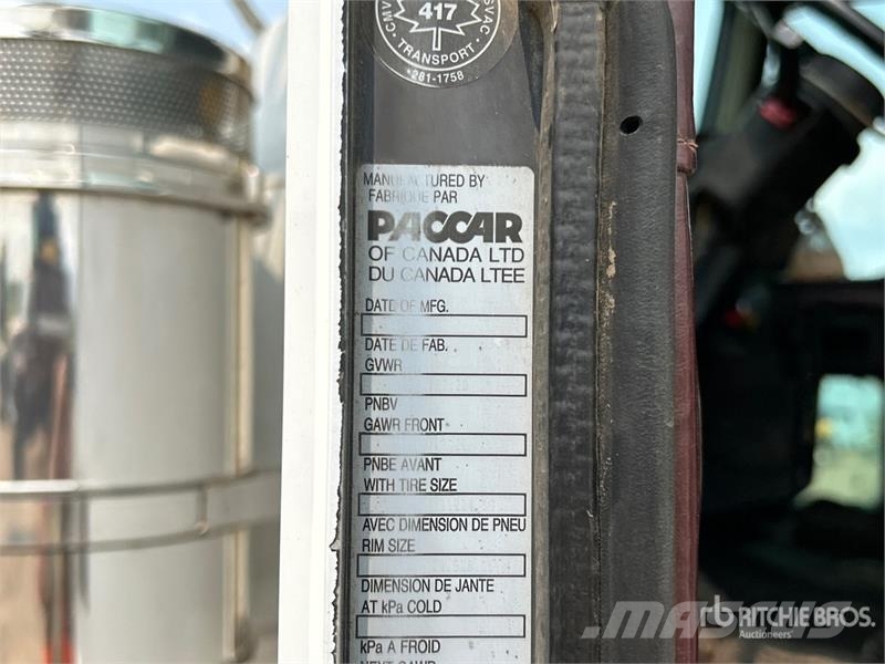 Kenworth W900L Vetopöytäautot