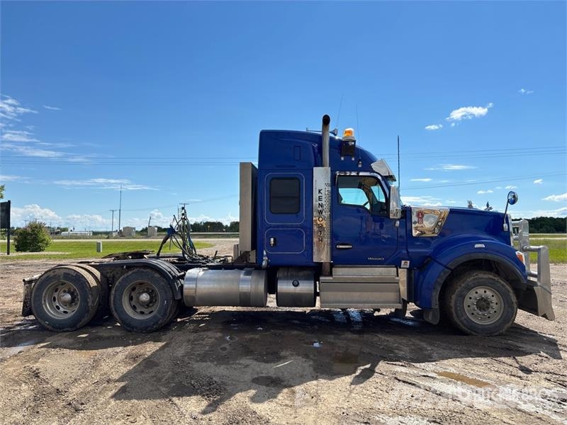 Kenworth W990 6x4 Heavy Haul T/A Sleeper Truck Tractor 中古トラクターヘッド | トレーラーヘッド