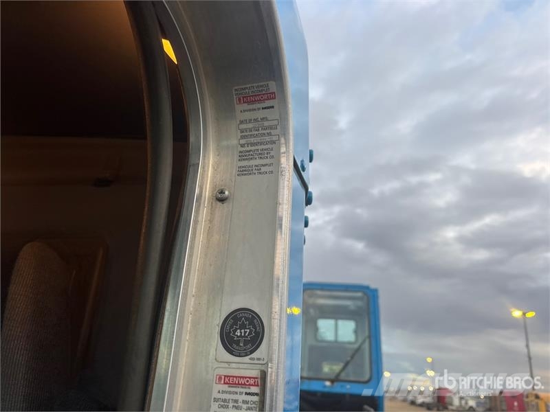 Kenworth West Crane 30 ton Straight Boom on  Kenworth T800  Camiones grúa
