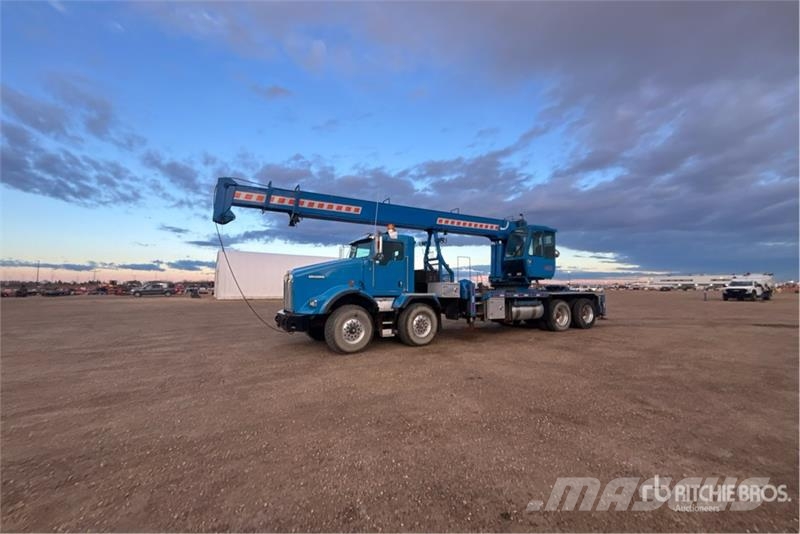 Kenworth West Crane 30 ton Straight Boom on  Kenworth T800  Camiones grúa