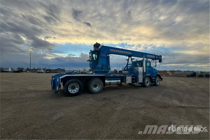 Kenworth West Crane 30 ton Straight Boom on  Kenworth T800  Camiones grúa