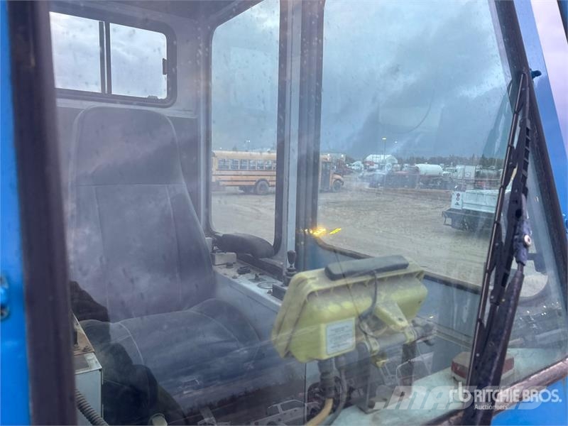 Kenworth West Crane 30 ton Straight Boom on  Kenworth T800  Camiones grúa