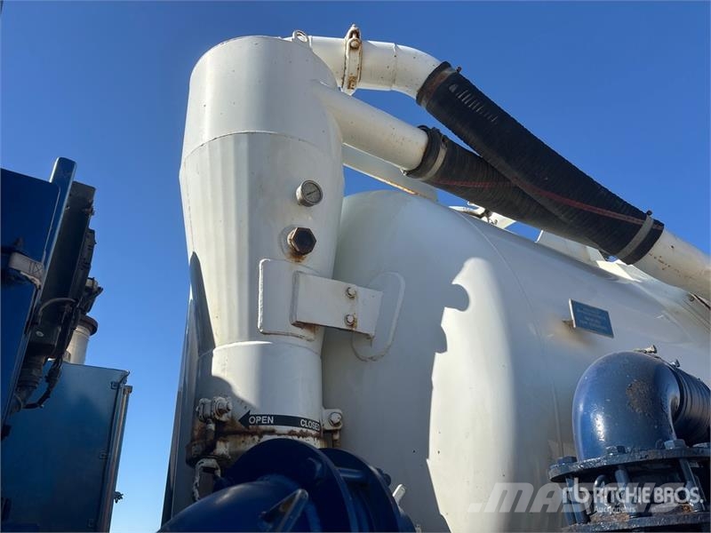 Kenworth Westech on Kenworth T800 8x6 Sleeper Vacuum Tanke Vakuumski tovornjaki