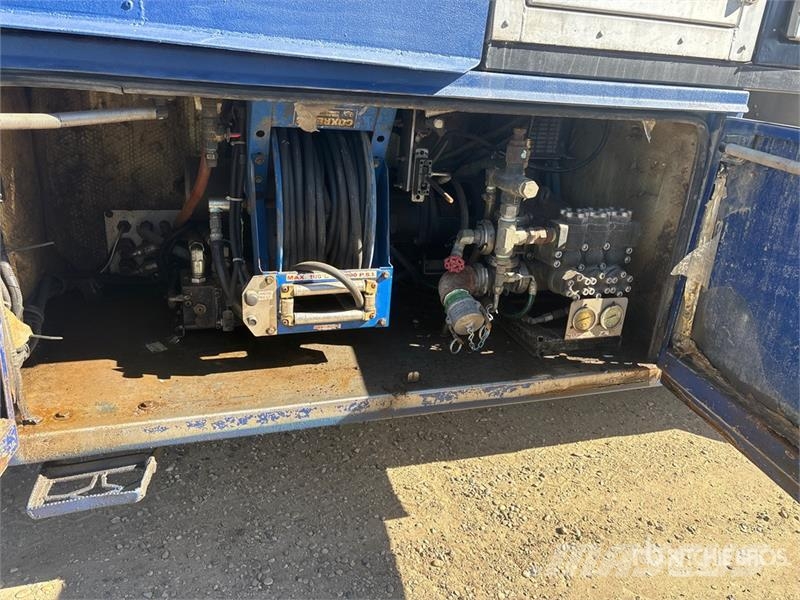 Kenworth Westech on Kenworth T800 8x6 Sleeper Vacuum Tanke Vakuumski tovornjaki
