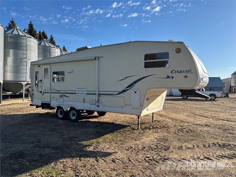 Keystone 28 ft T/A Travel Trailer Other trailers