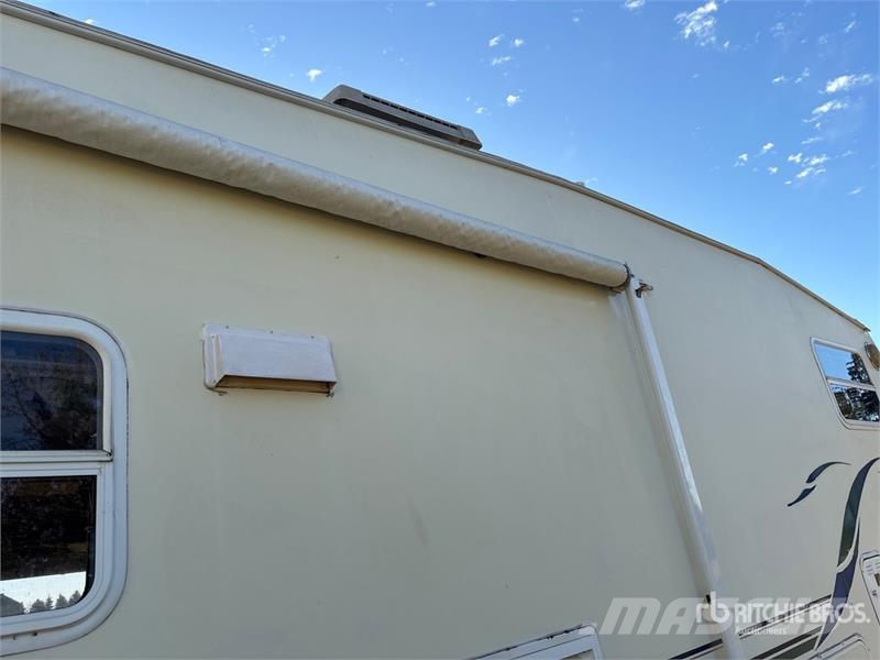 Keystone 28 ft T/A Travel Trailer Other trailers